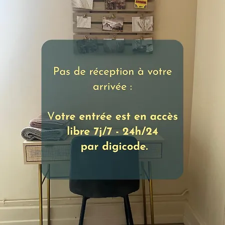 Escales Patrimoniales En Coeur De Bed & Breakfast Poitiers