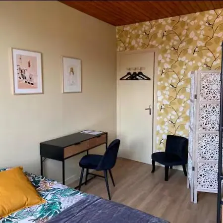 Escales Patrimoniales En Coeur De Bed & Breakfast Poitiers